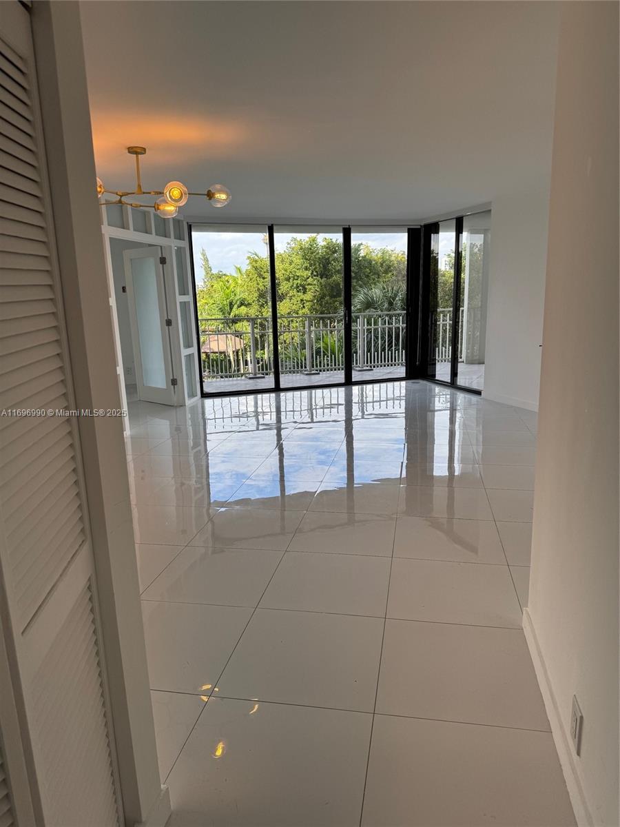 Property for Sale at 4000 Towerside Ter 609, Miami, Broward County, Florida - Bedrooms: 2 
Bathrooms: 2  - $349,000