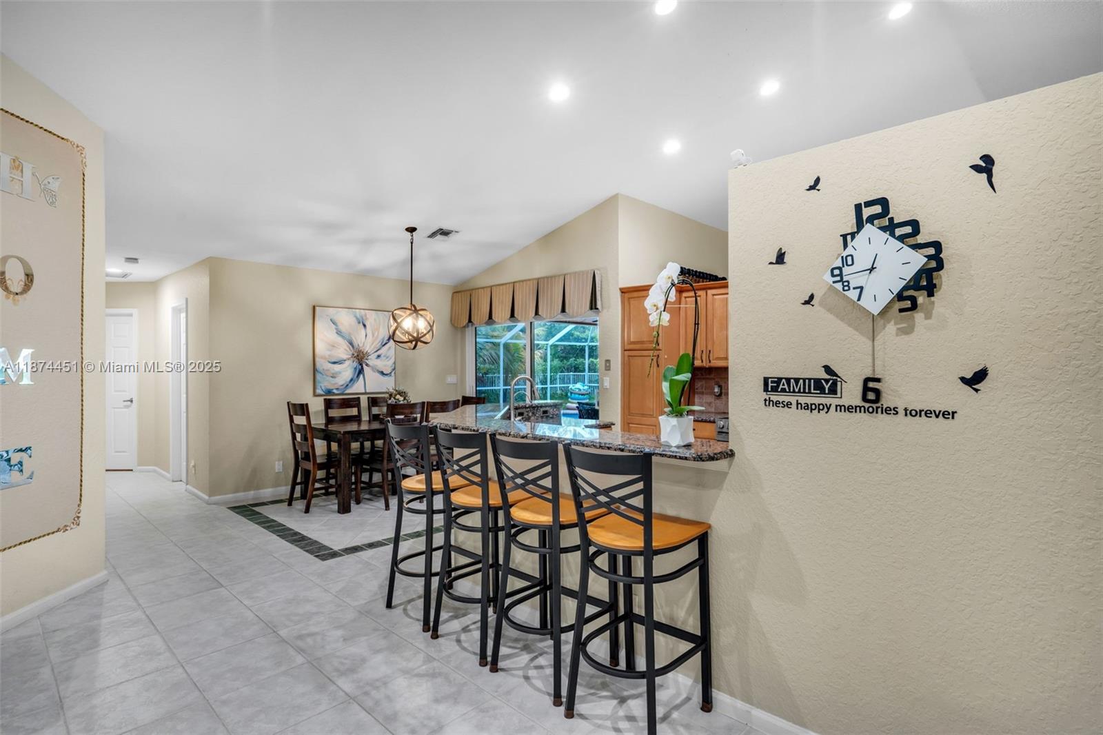 FAIRWAYS AT EAGLE TRACE - Residential Lease