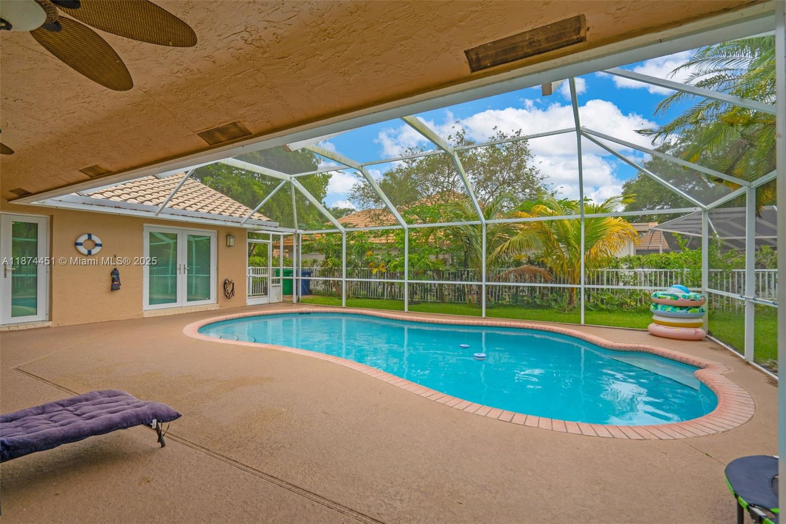 FAIRWAYS AT EAGLE TRACE - Residential Lease