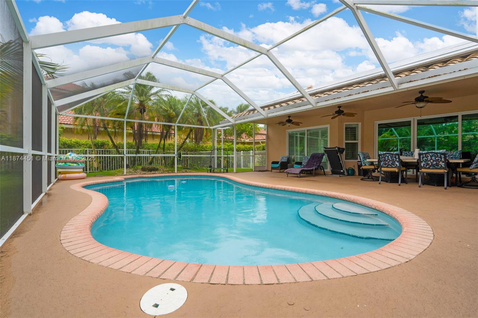 FAIRWAYS AT EAGLE TRACE - Residential Lease