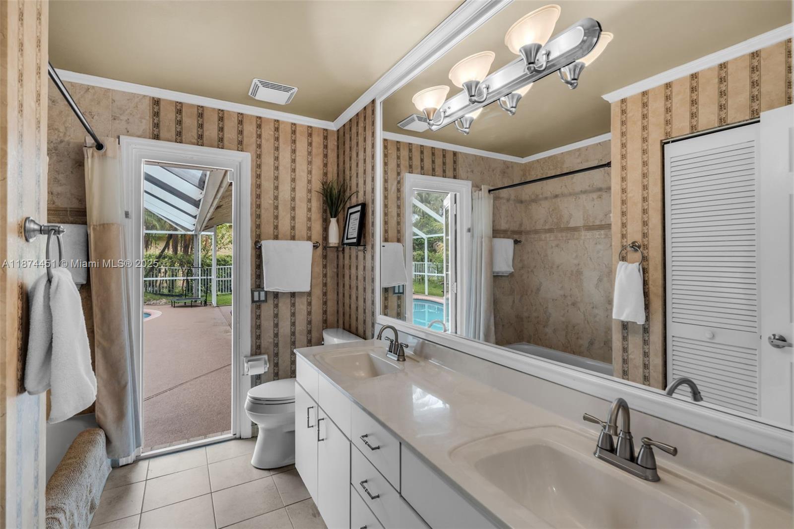 FAIRWAYS AT EAGLE TRACE - Residential Lease