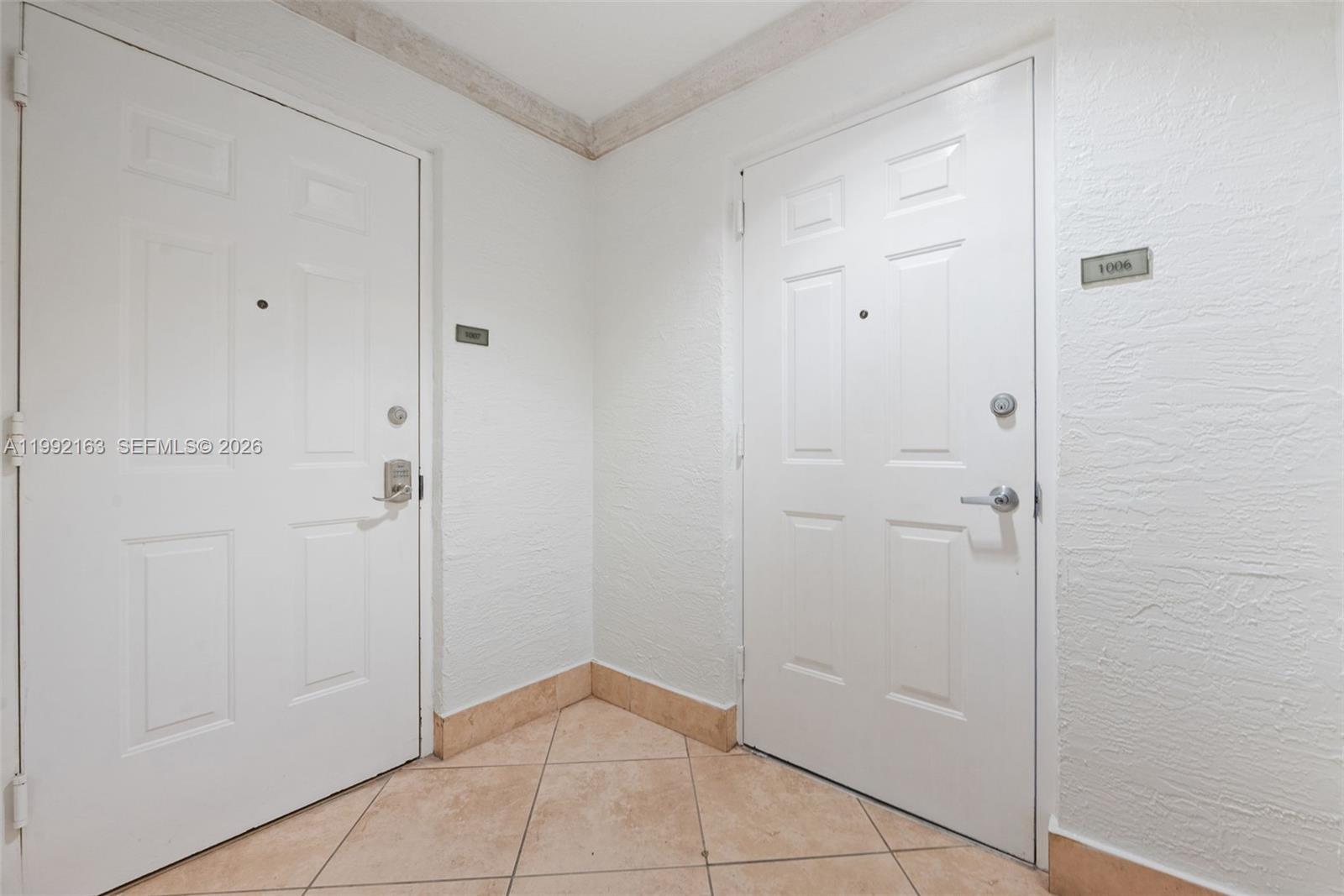 GABLES PARK TOWER - Residential