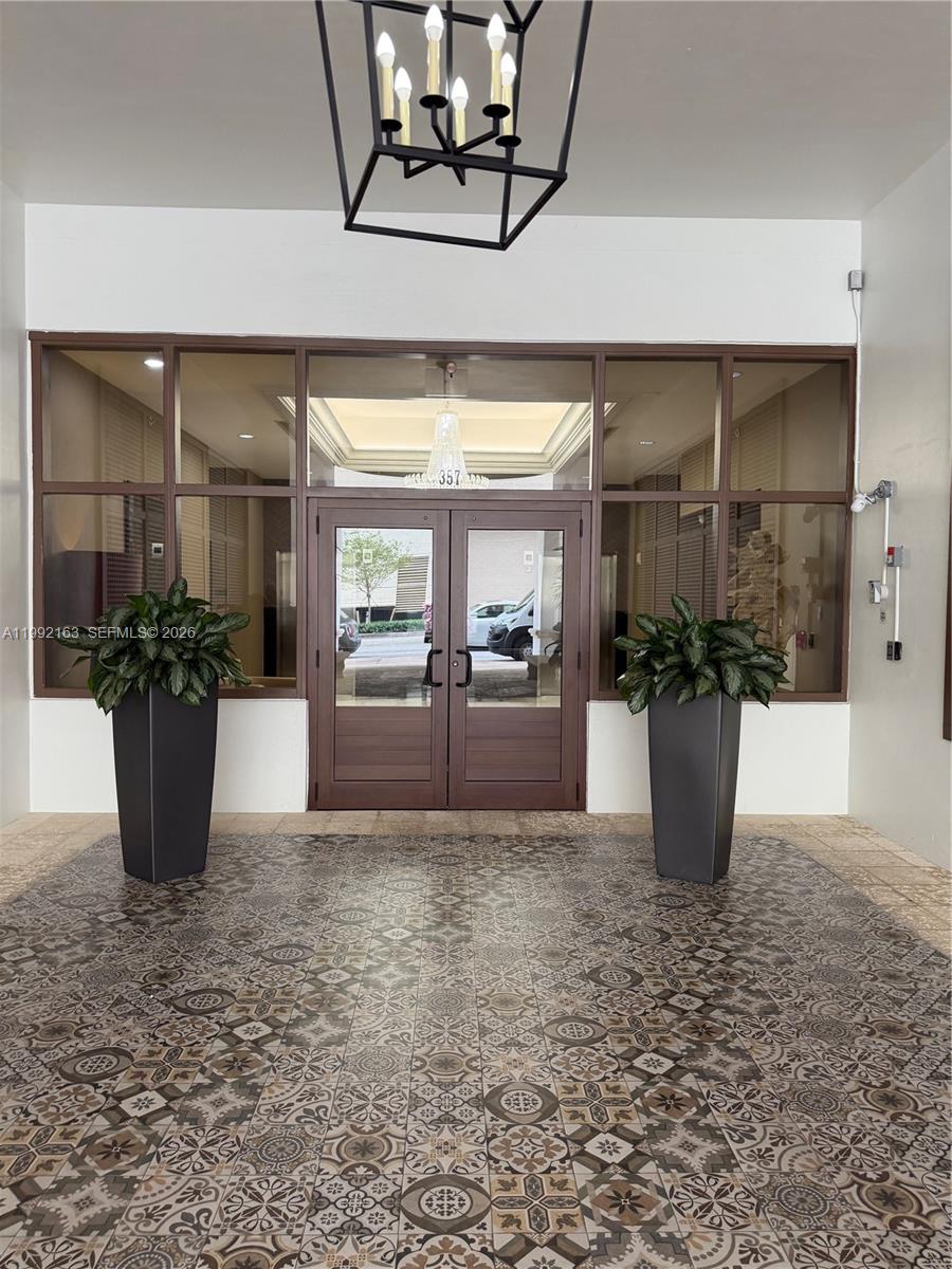 GABLES PARK TOWER - Residential