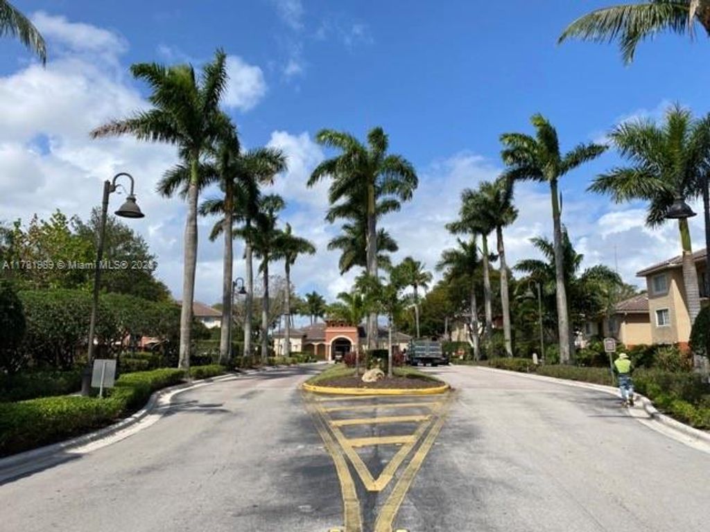 Photo of 4177 N Haverhill Rd #808, West Palm Beach, FL 33417 (MLS # A11781989)