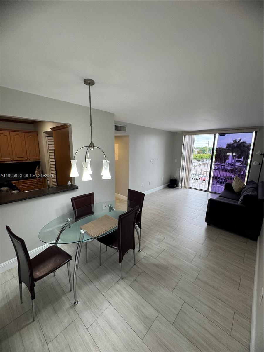 FONTAINEBLEAU GARDENS CON - Residential Lease