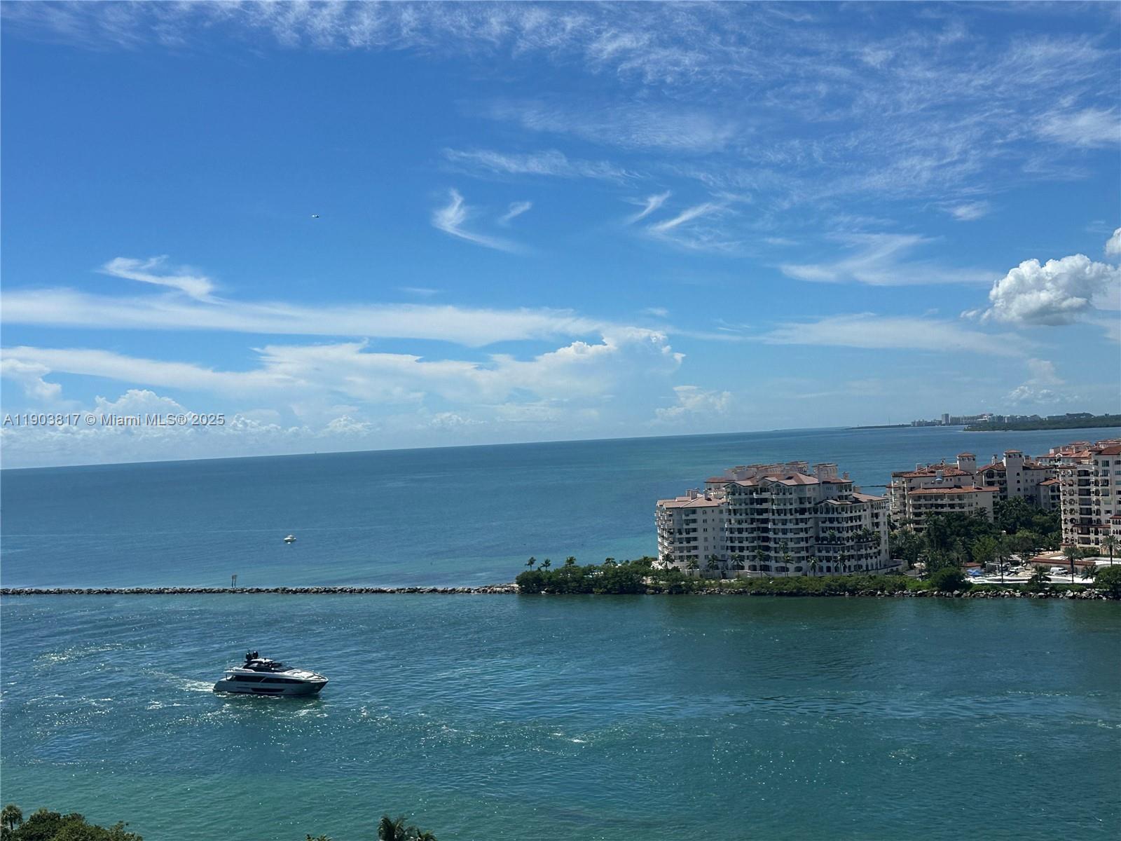 SOUTH POINTE TOWERS CONDO - Residential