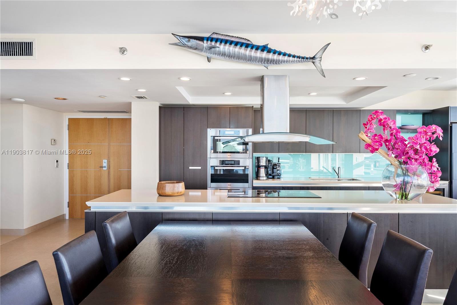 SOUTH POINTE TOWERS CONDO - Residential