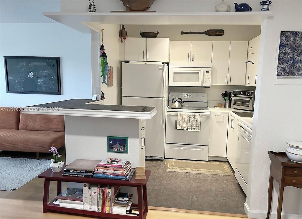 Photo of 1400 NE 54th St #306, Fort Lauderdale, FL 33334 (MLS # A11997689)