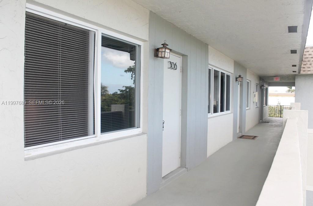 CORAL POINT CONDOMINIUM - Residential Lease