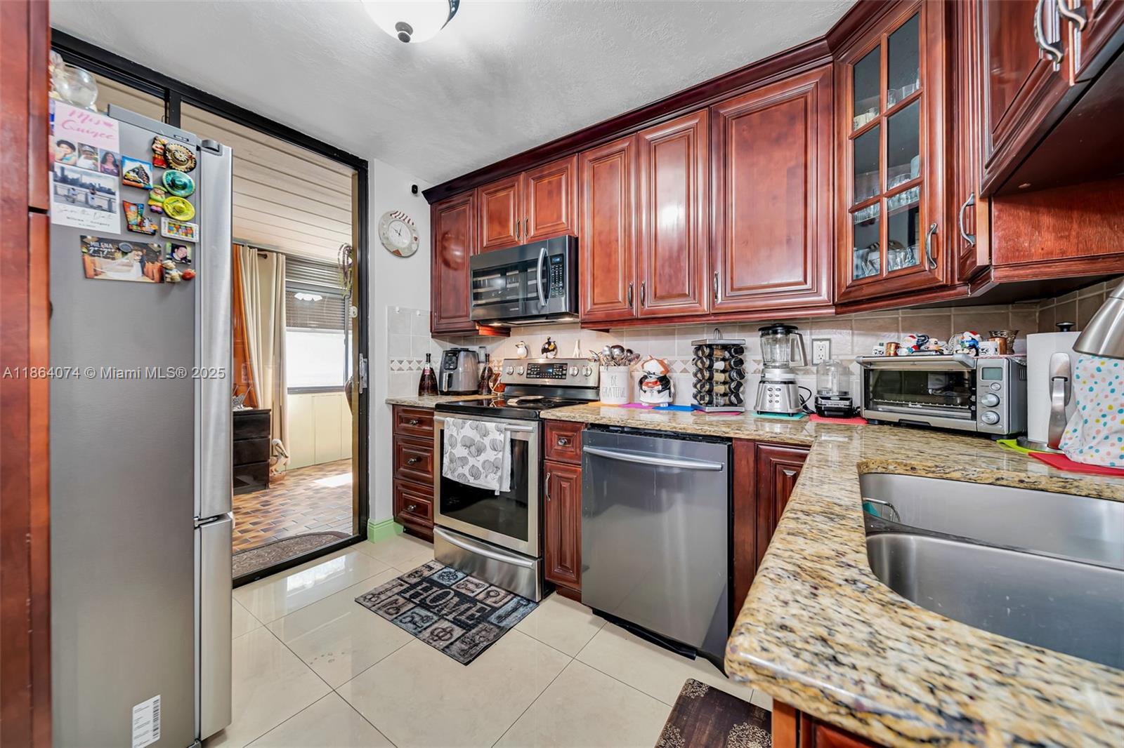 665 NE 195th st 424