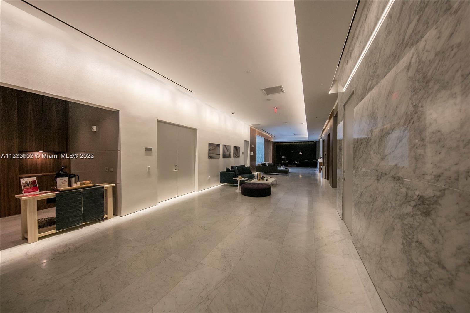 REACH CONDO - Residential Lease