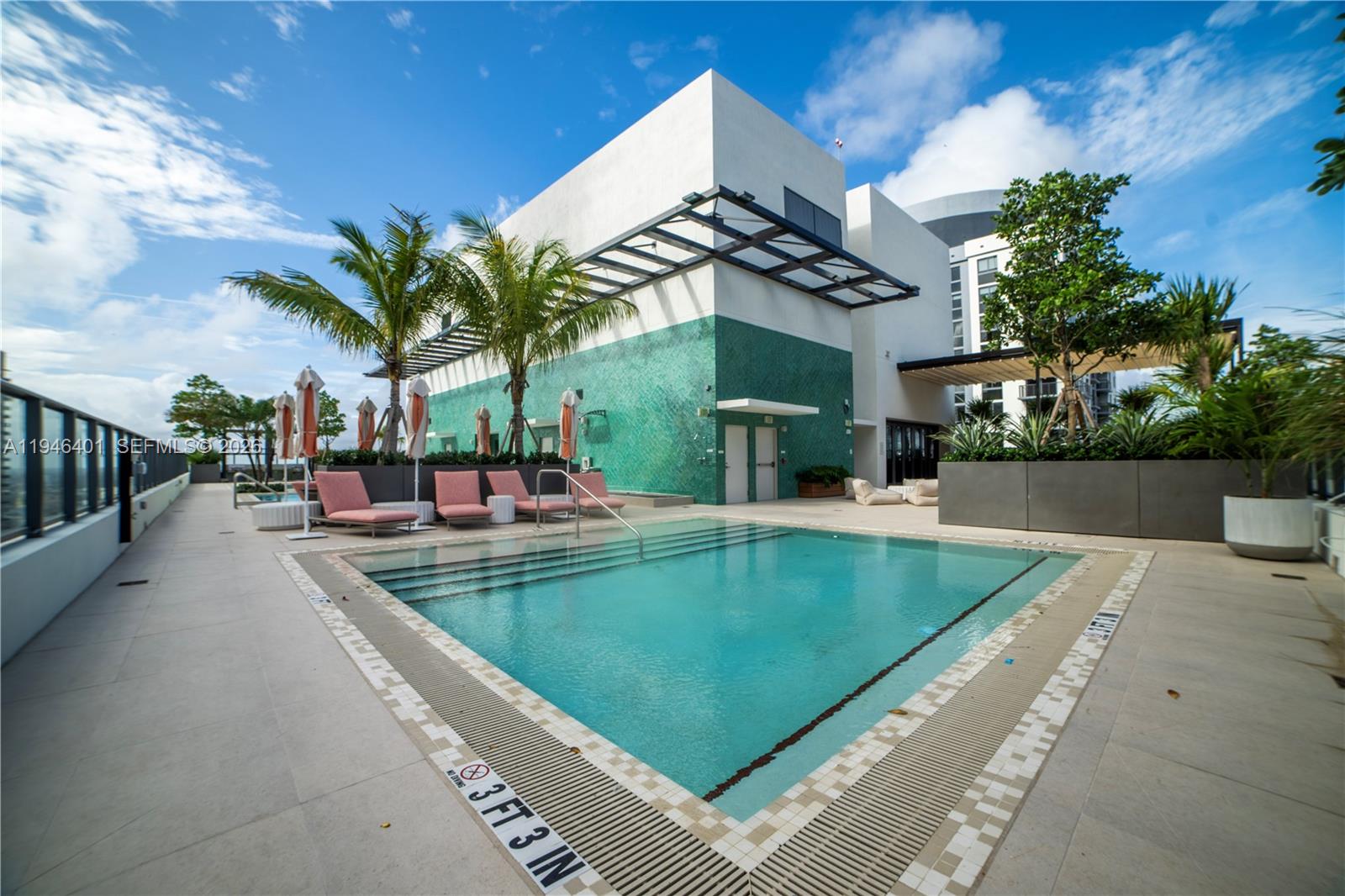 Crosby Miami World Center - Residential