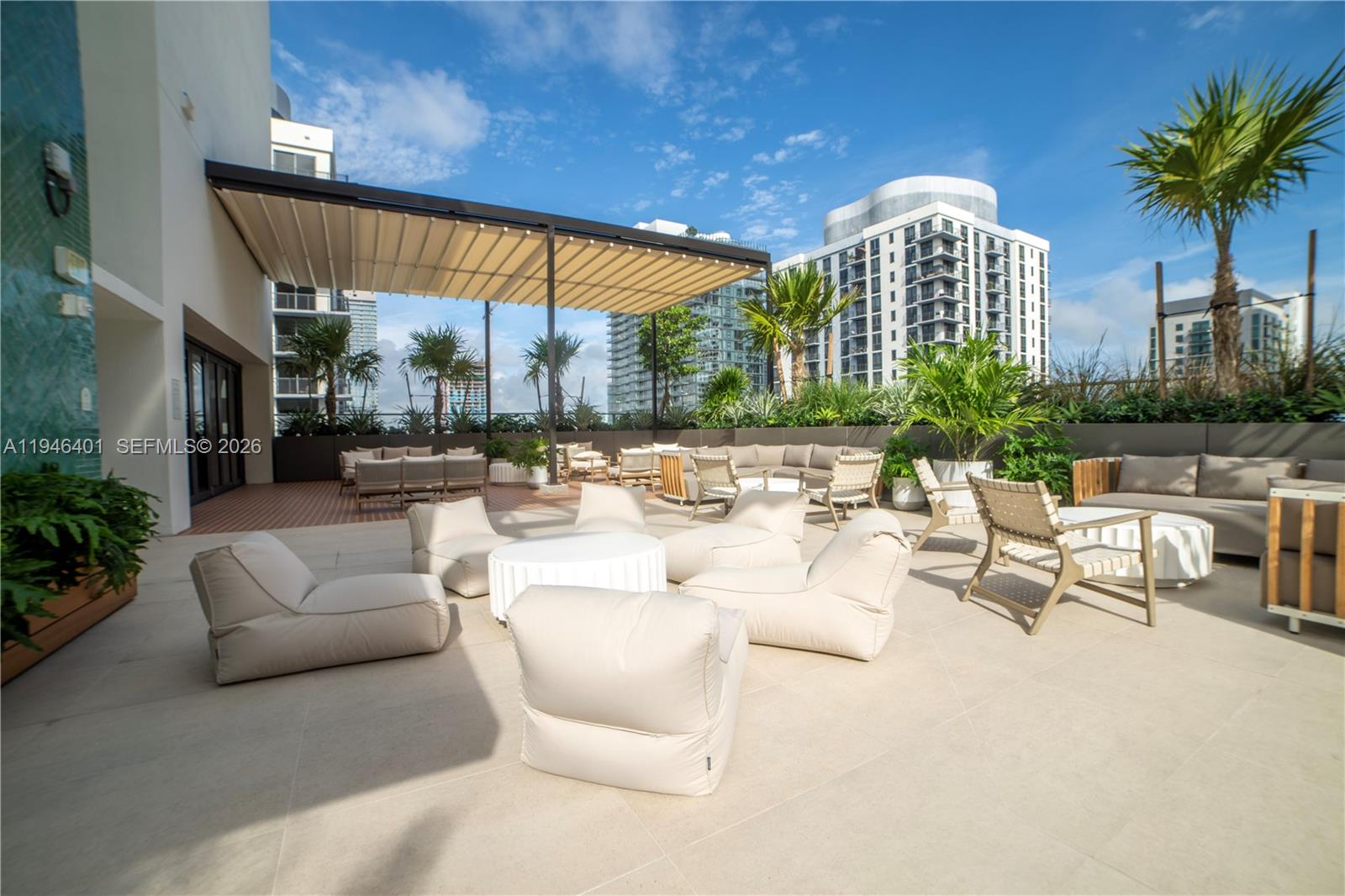 Crosby Miami World Center - Residential