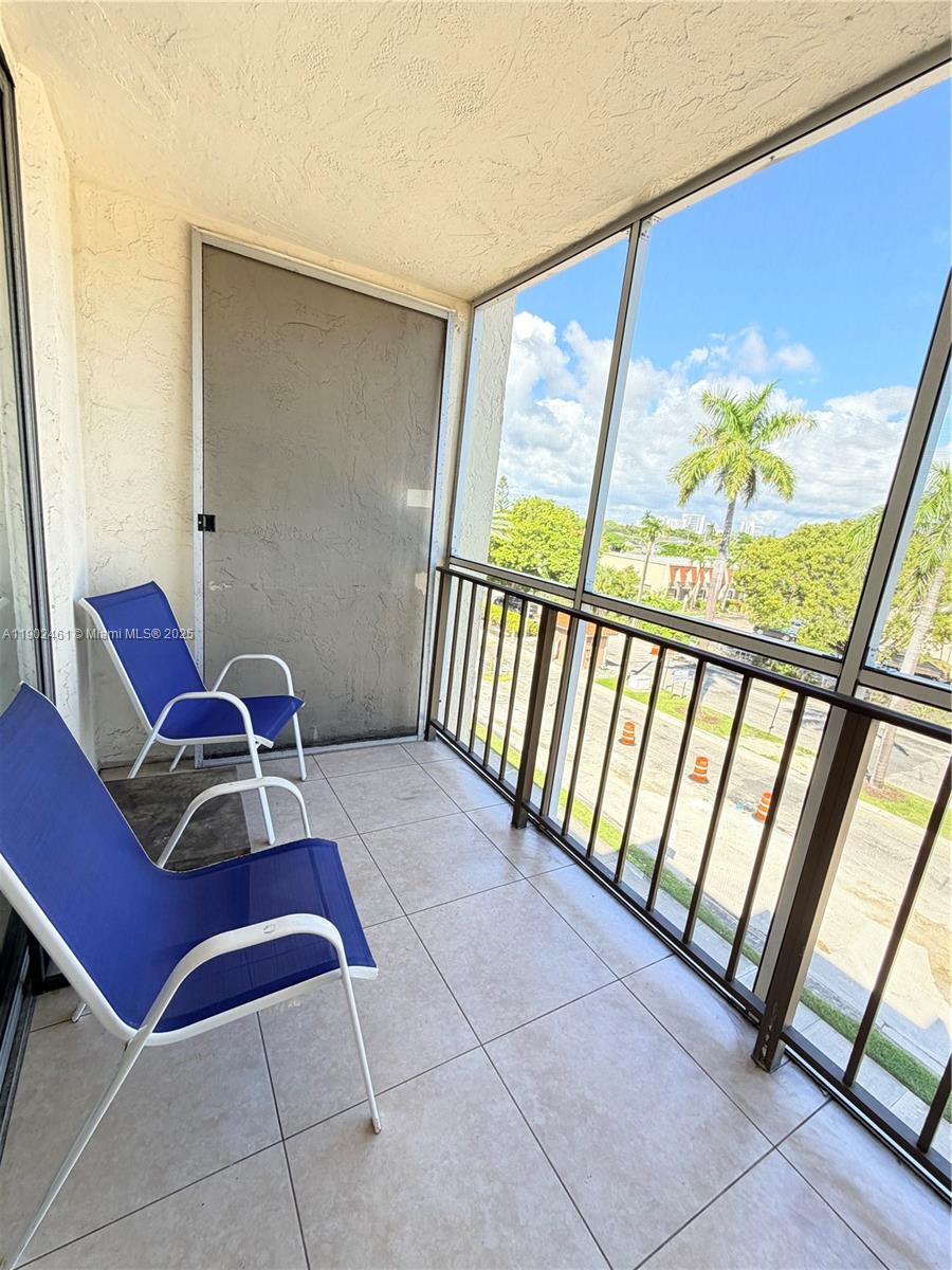 DESOTO PARK CONDO - Residential Lease