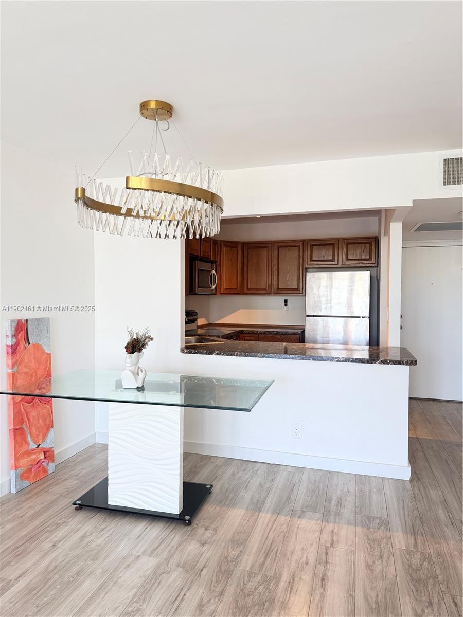 DESOTO PARK CONDO - Residential Lease