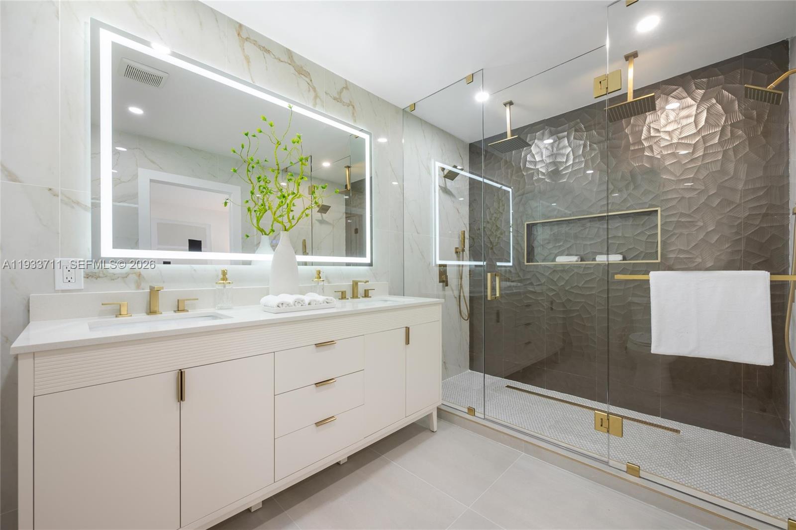 HELENWOOD ESTATES - Residential