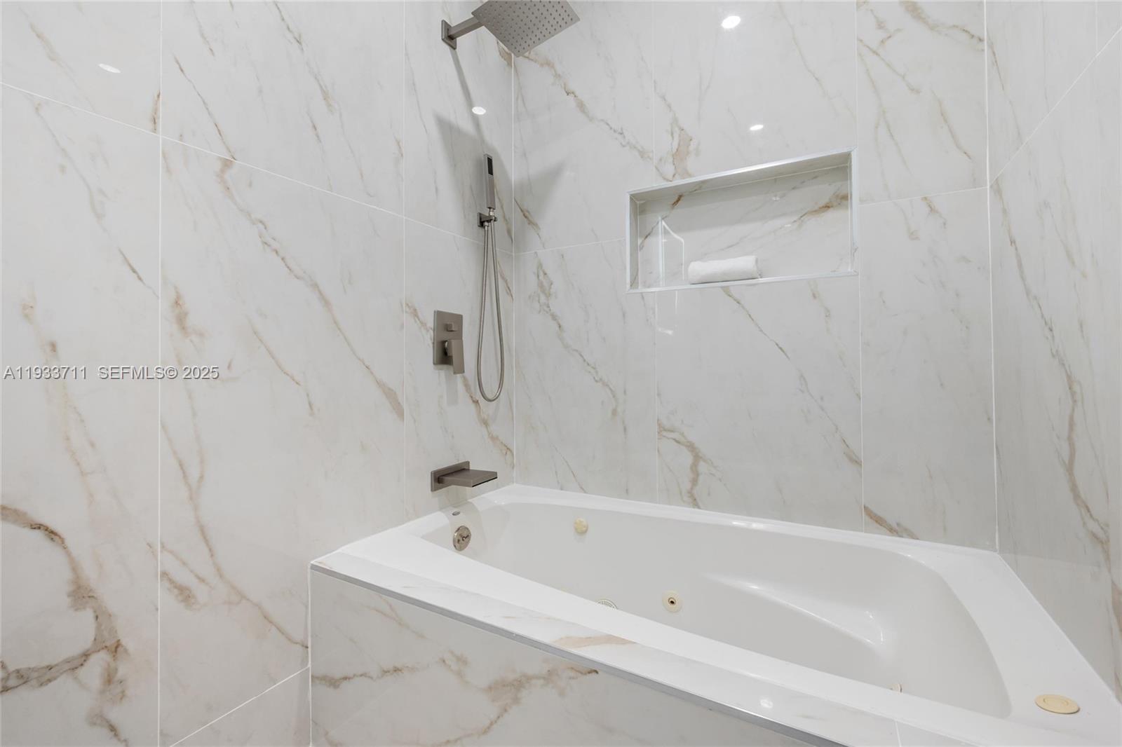 HELENWOOD ESTATES - Residential