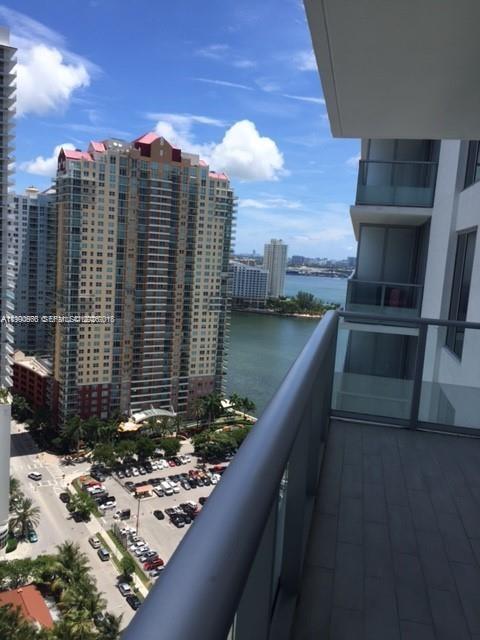 1300 Brickell Bay Dr 2500