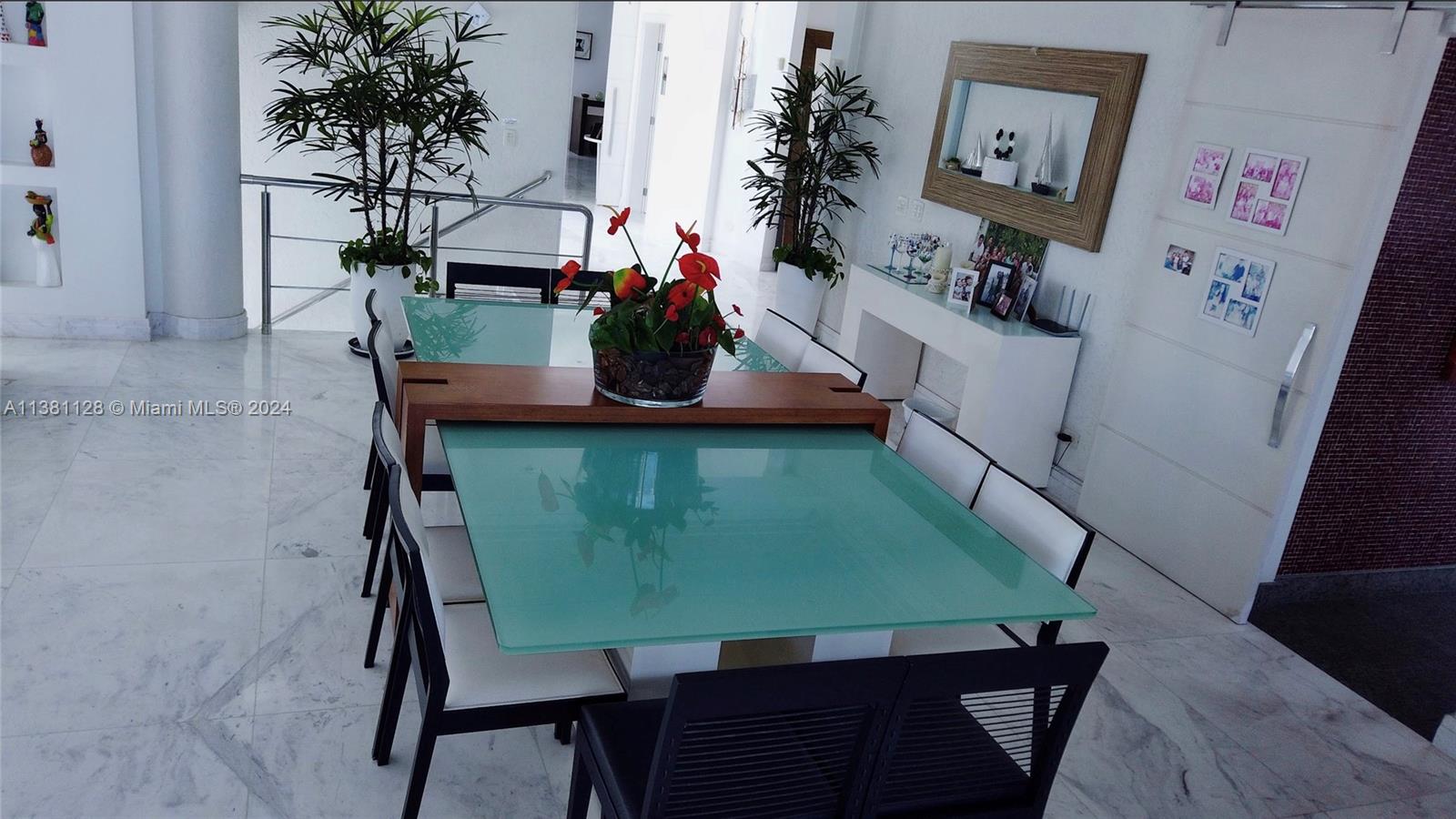 Guaruja, São Paulo - Residential