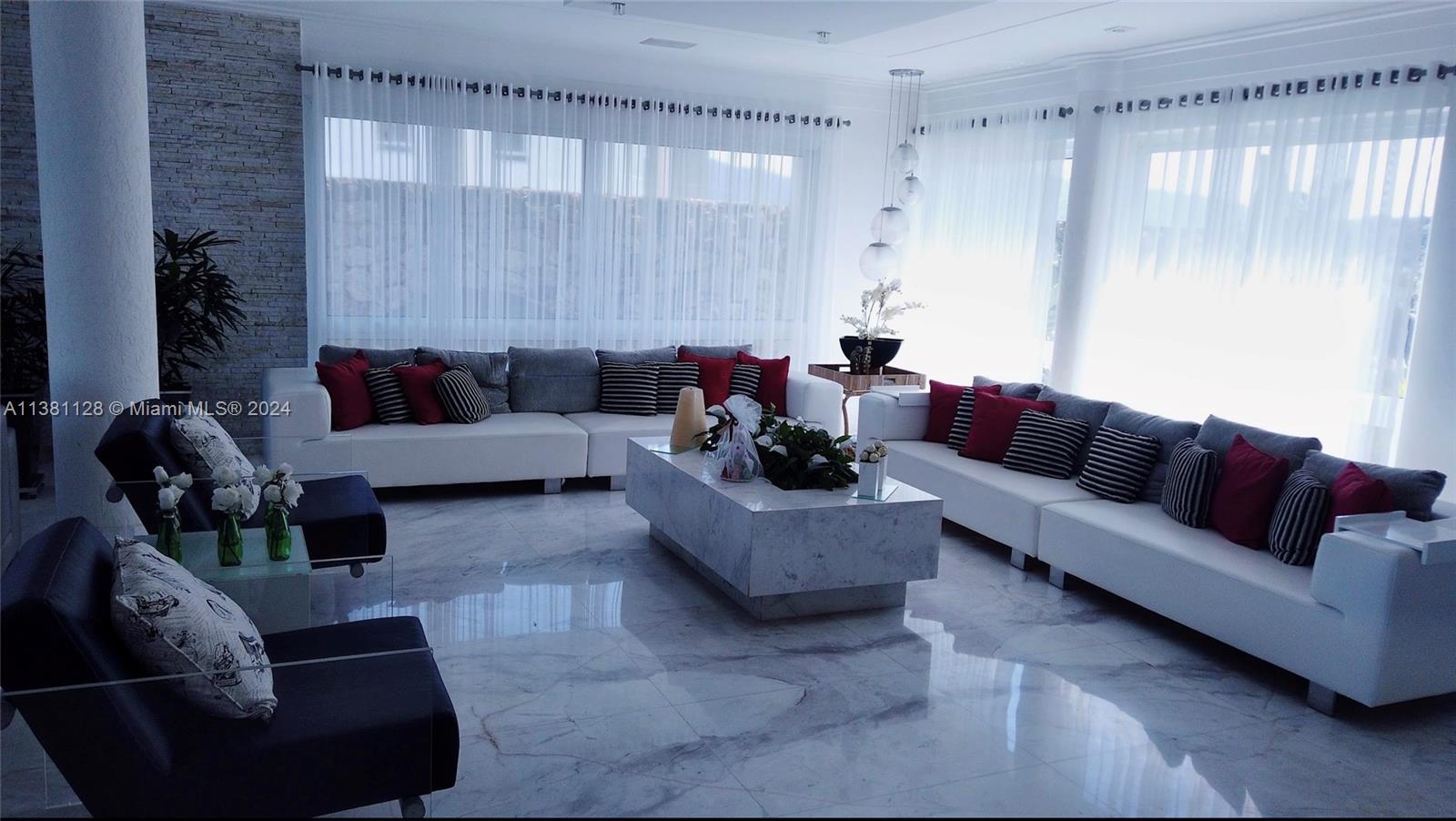 Guaruja, São Paulo - Residential