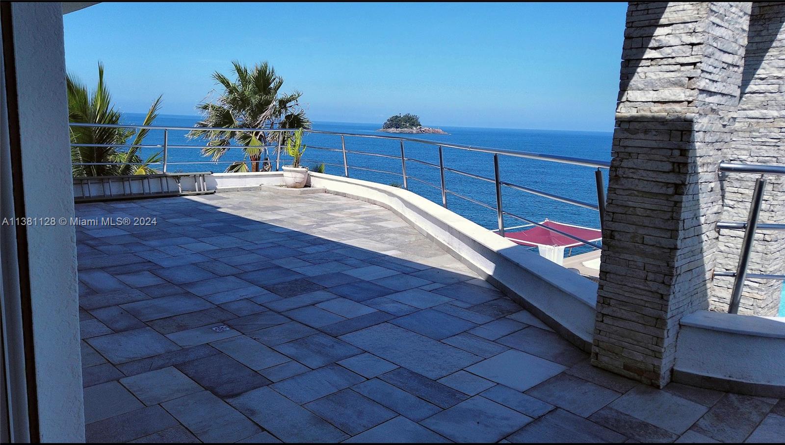 Guaruja, São Paulo - Residential