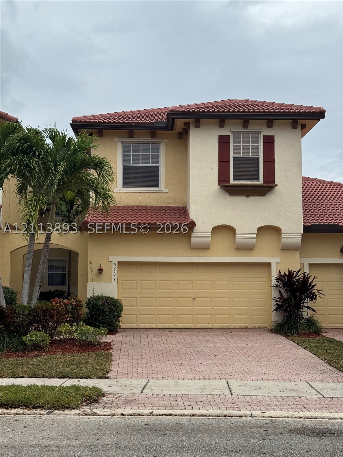 5737 NW 119th Dr