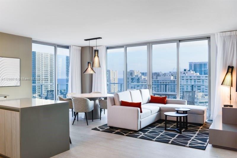 4010 S Ocean Dr R909
