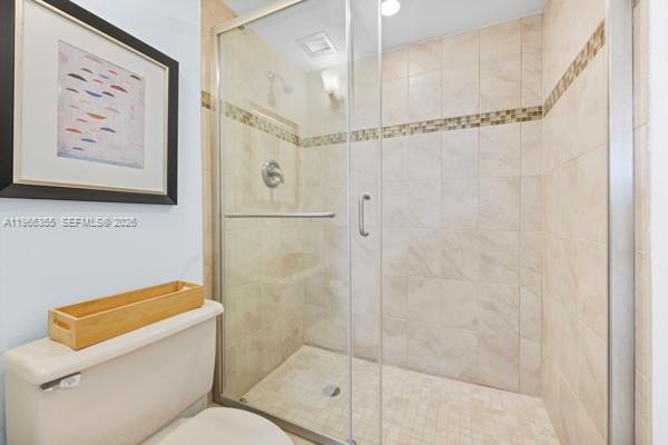 HILLCREST EAST NO 27 COND - Residential