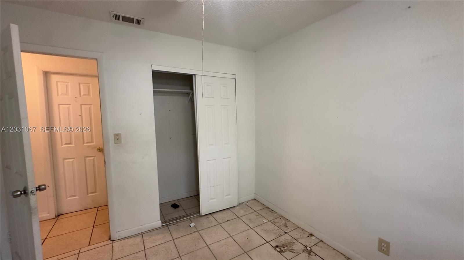 4754 Chariot Cir