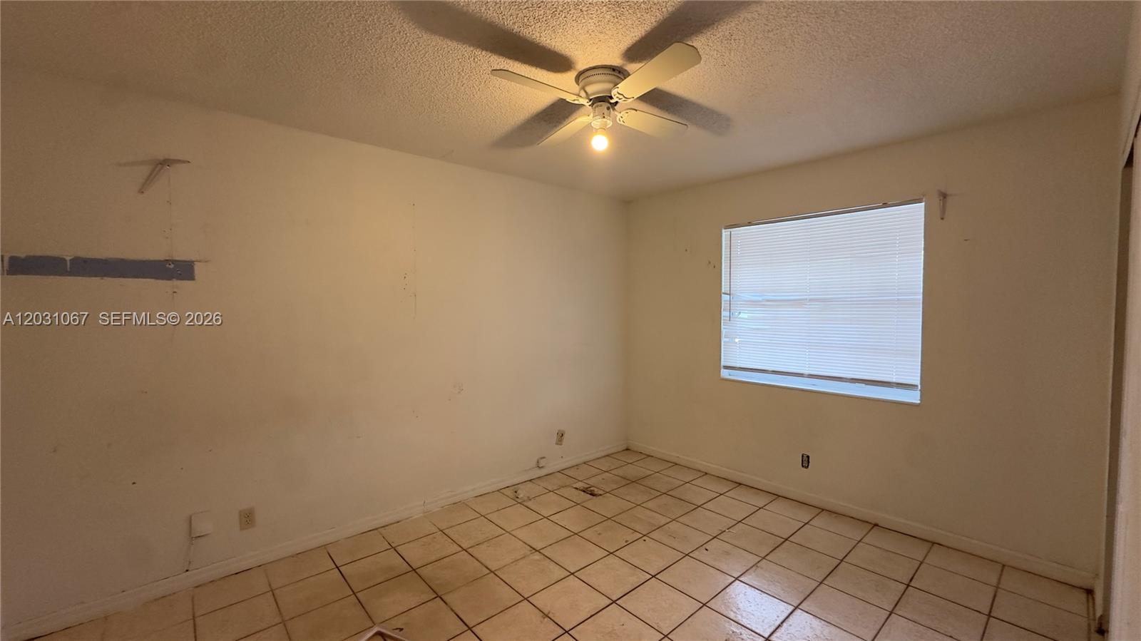 4754 Chariot Cir