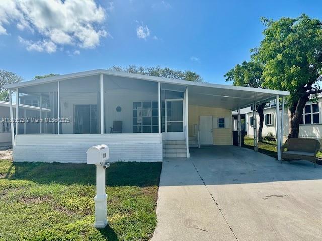 Rental Property at 810 S Jade Dr 810, Key Largo, Monroe County, Florida - Bedrooms: 2 
Bathrooms: 2  - $2,700 MO.