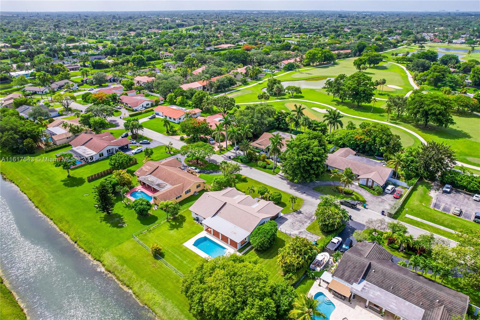 BRIAR BAY URBAN PARK SEC - Residential Lease