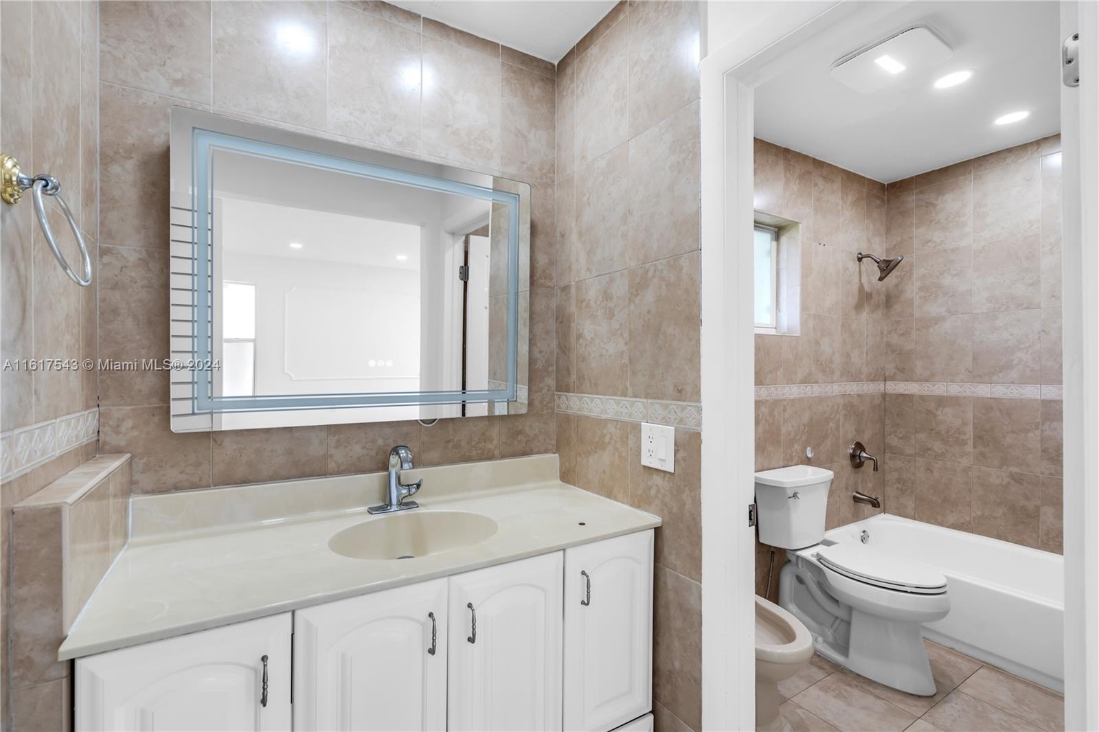 BRIAR BAY URBAN PARK SEC - Residential Lease