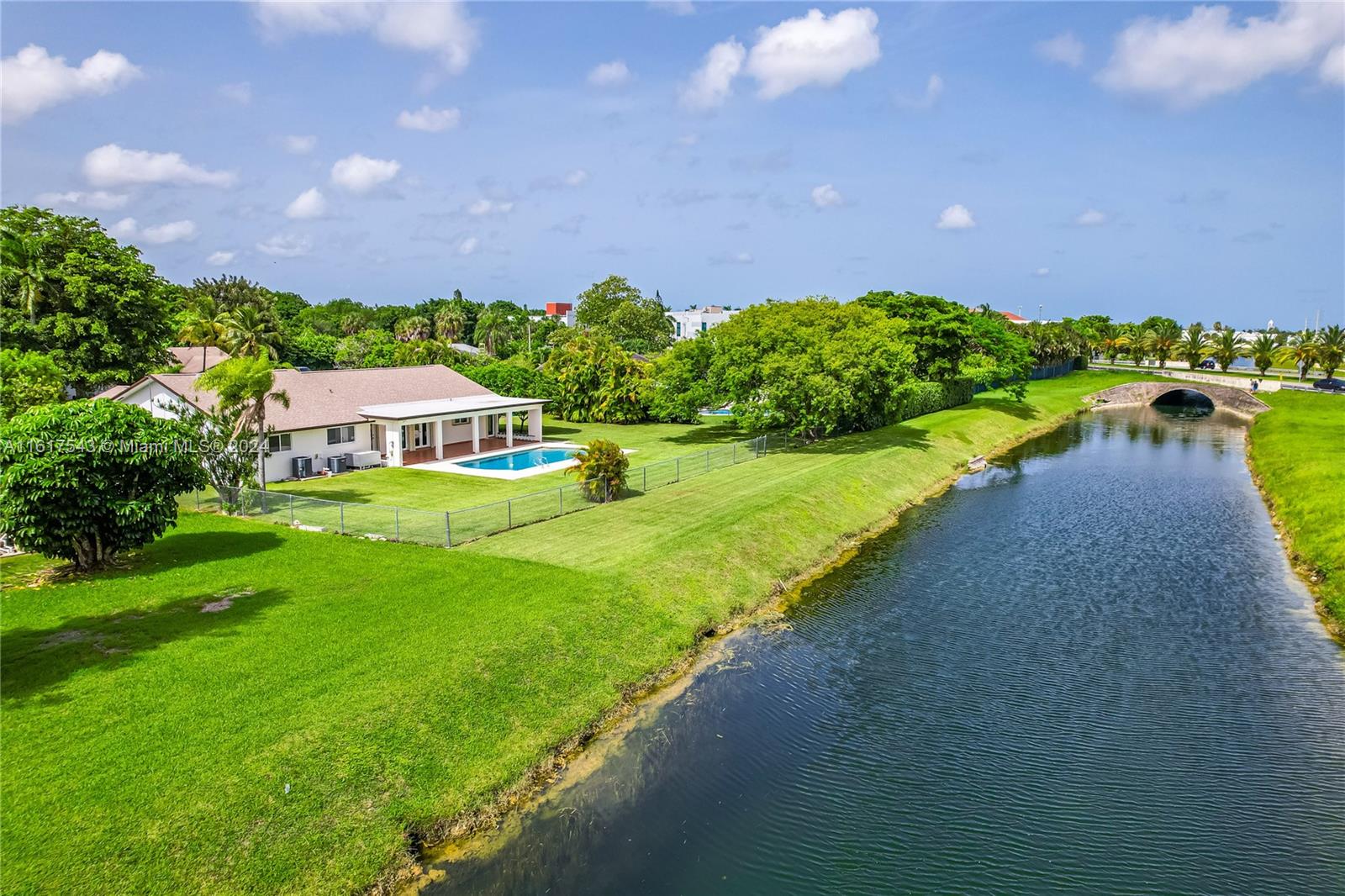 BRIAR BAY URBAN PARK SEC - Residential Lease