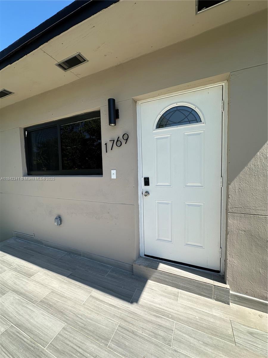 1769 NW 41st St 0