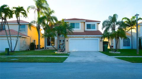 1308 SW 181st Ave Pembroke Pines FL 33029