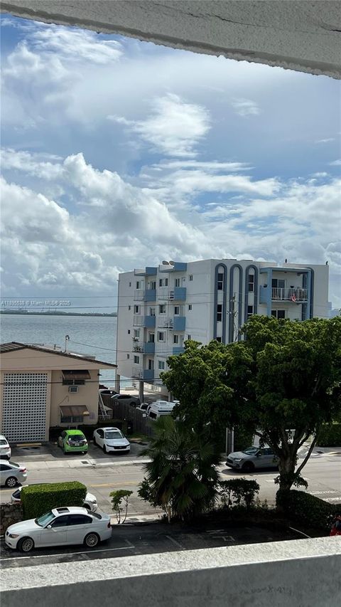 1801 S Treasure Dr 415 North Bay Village FL 33141