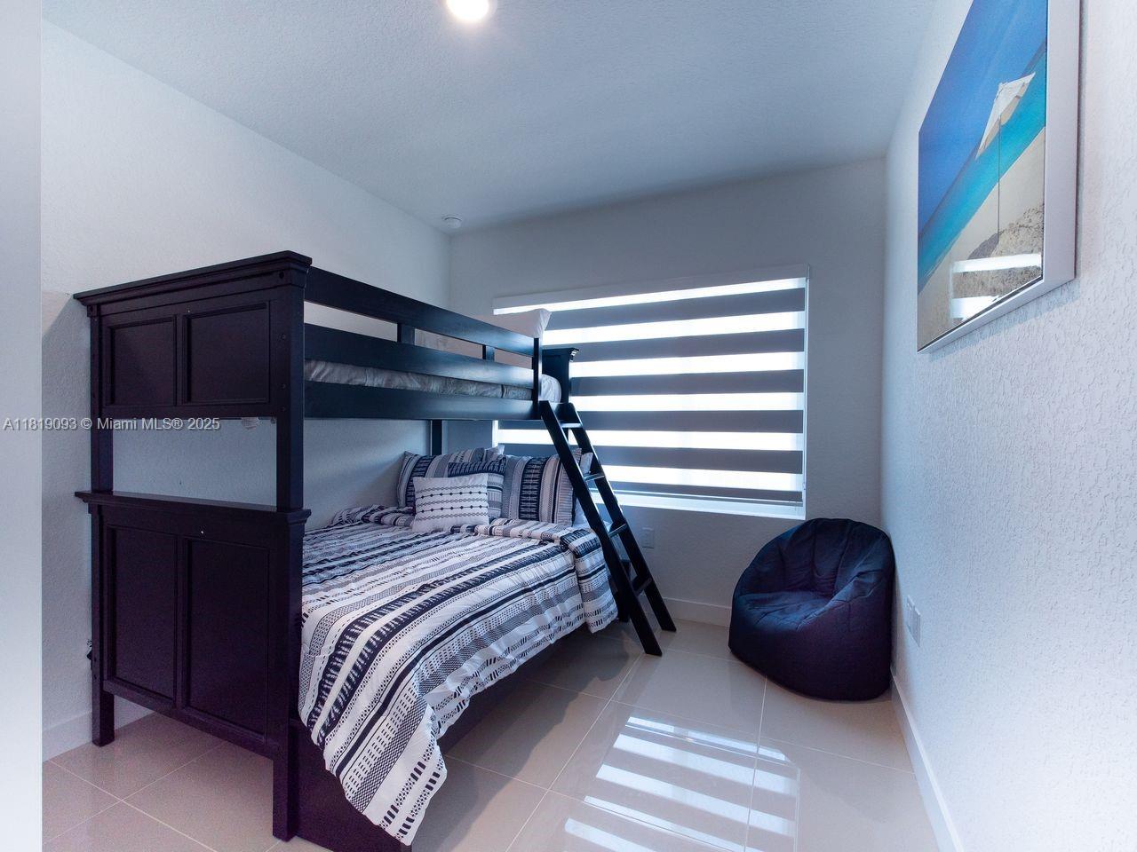 PARADISE ONE - Residential