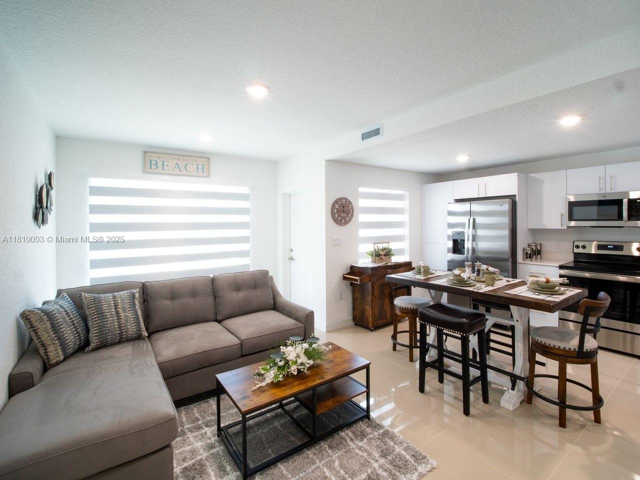 PARADISE ONE - Residential