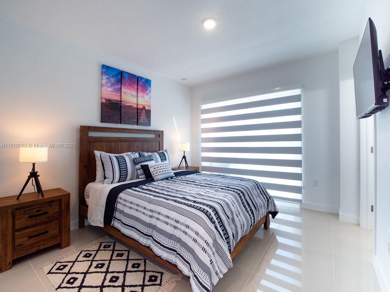 PARADISE ONE - Residential