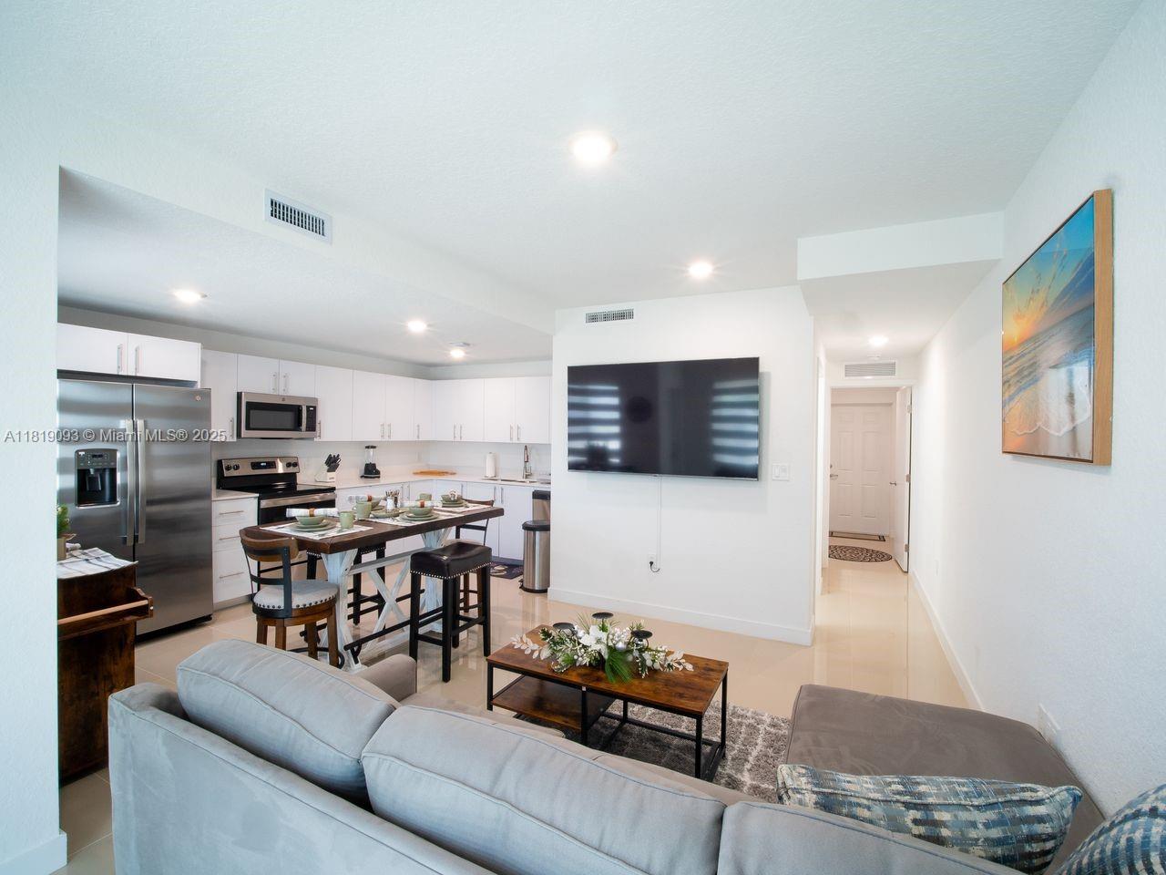 PARADISE ONE - Residential