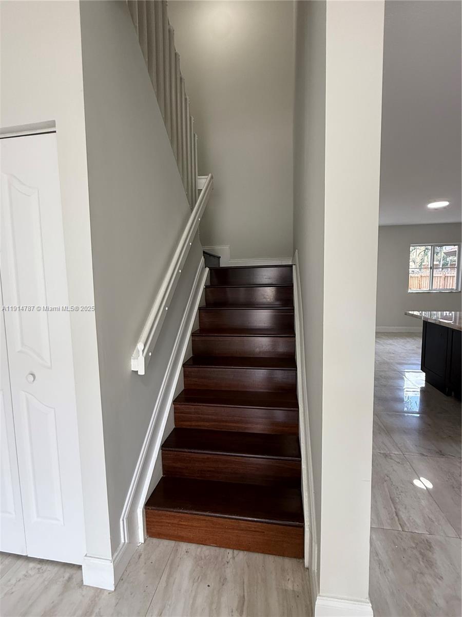 CRISTYS HOMES - Residential Lease