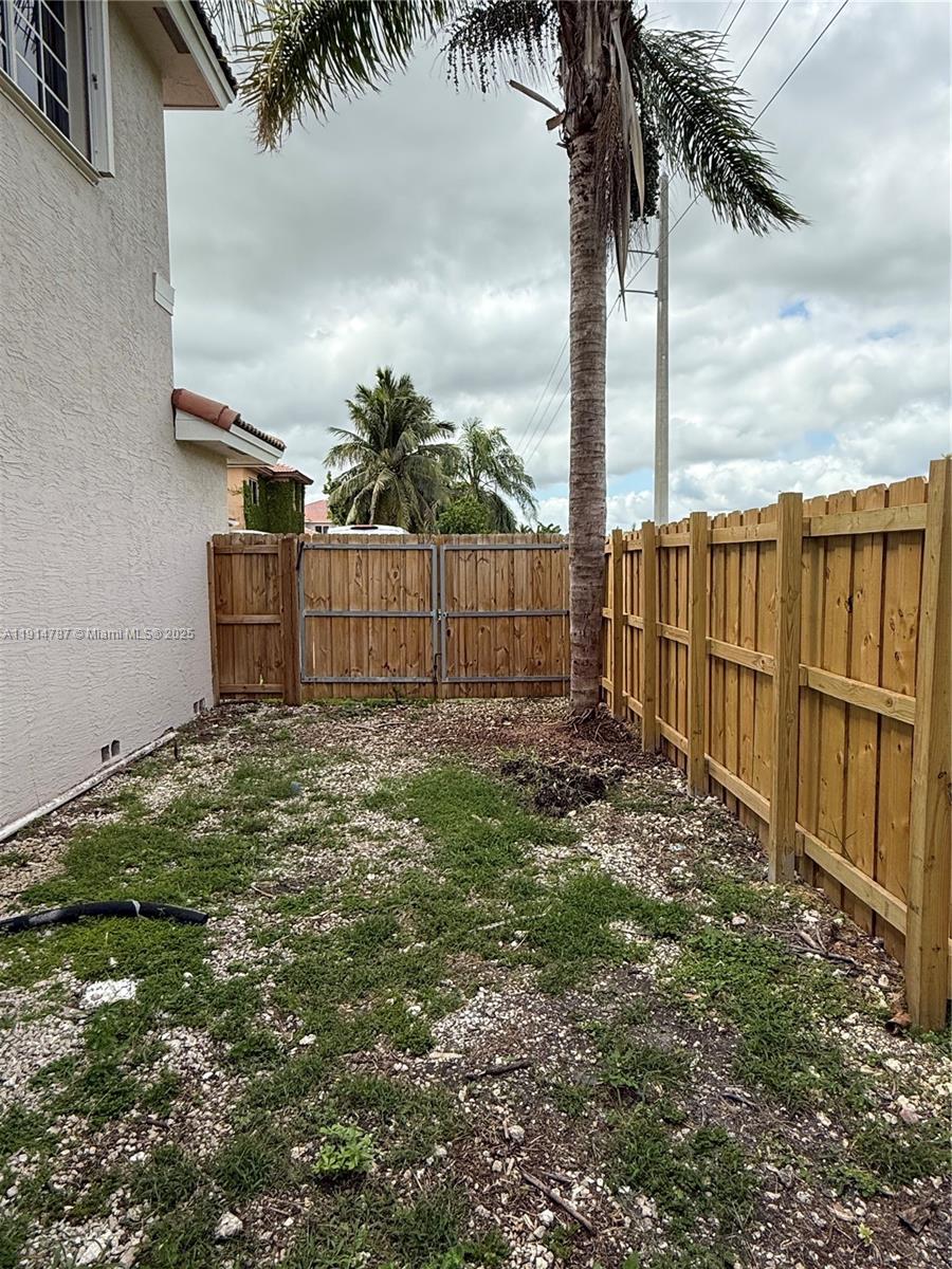 CRISTYS HOMES - Residential Lease