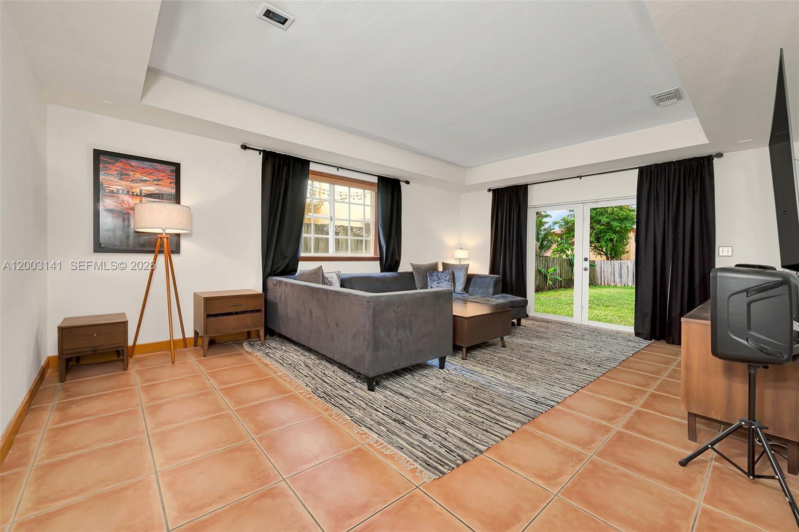 CRISTYS HOMES - Residential