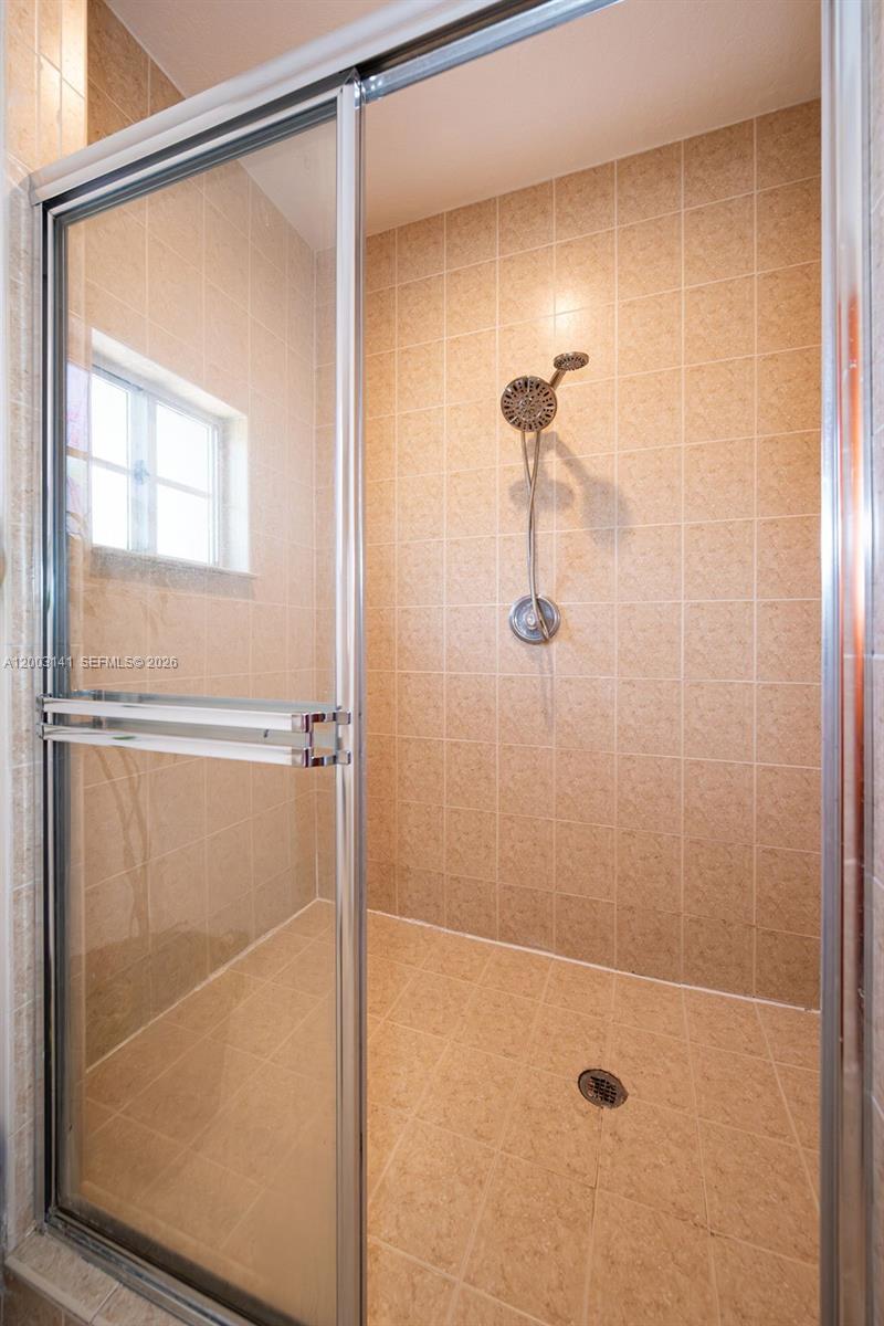 CRISTYS HOMES - Residential