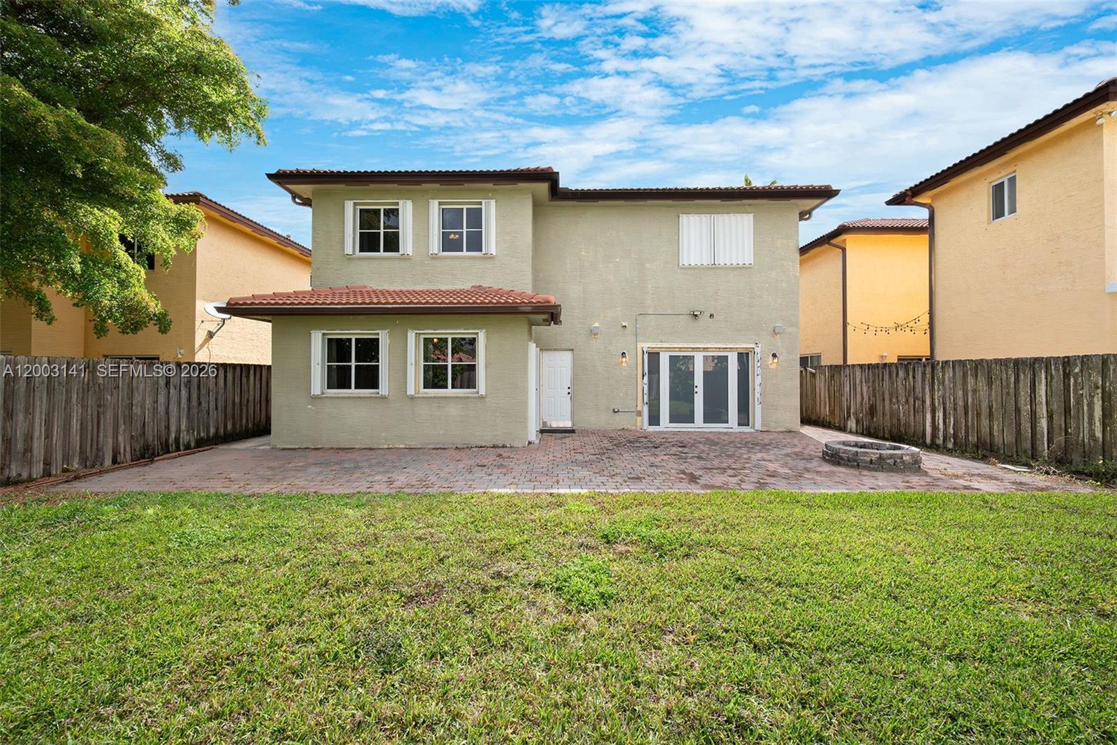 CRISTYS HOMES - Residential