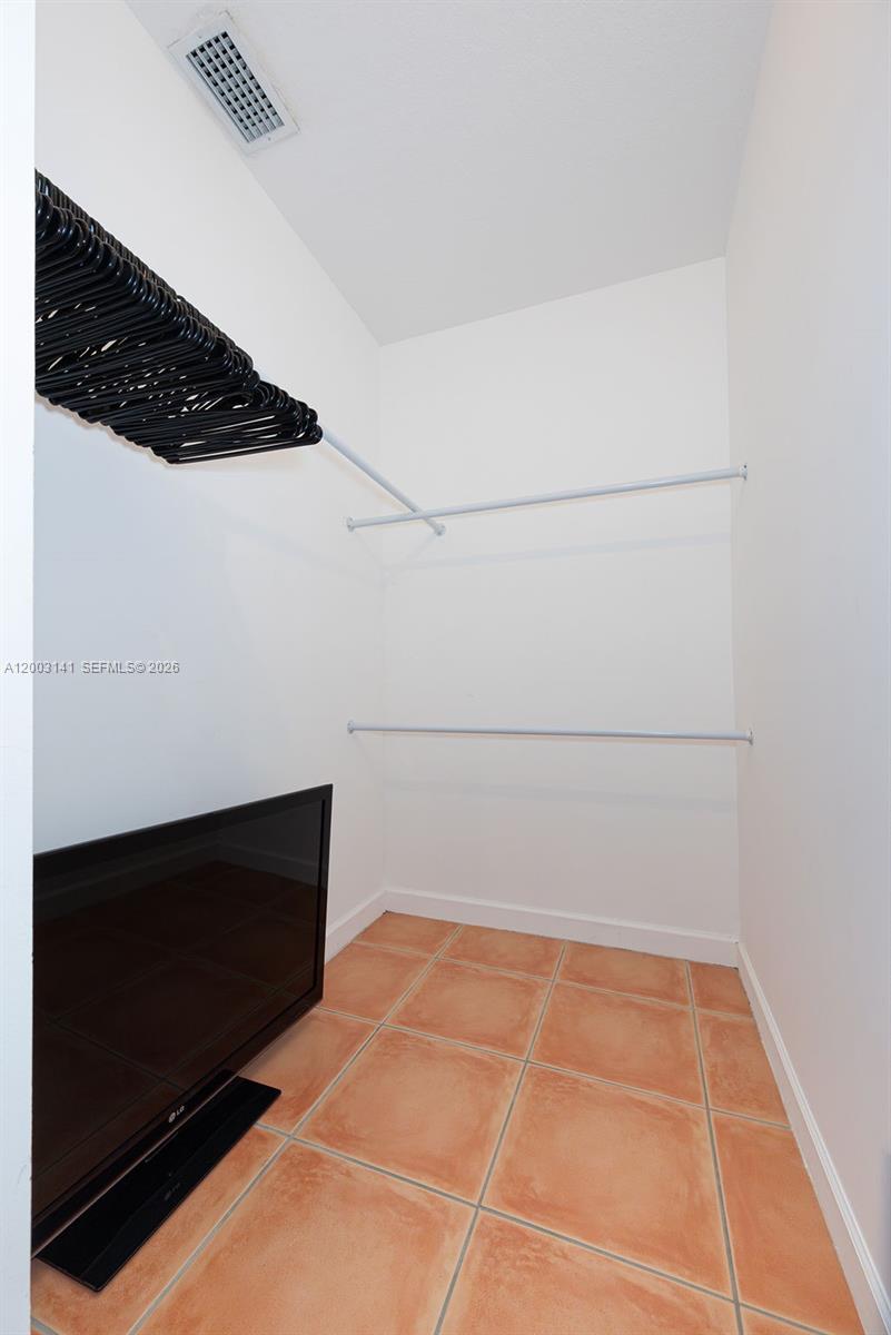 CRISTYS HOMES - Residential