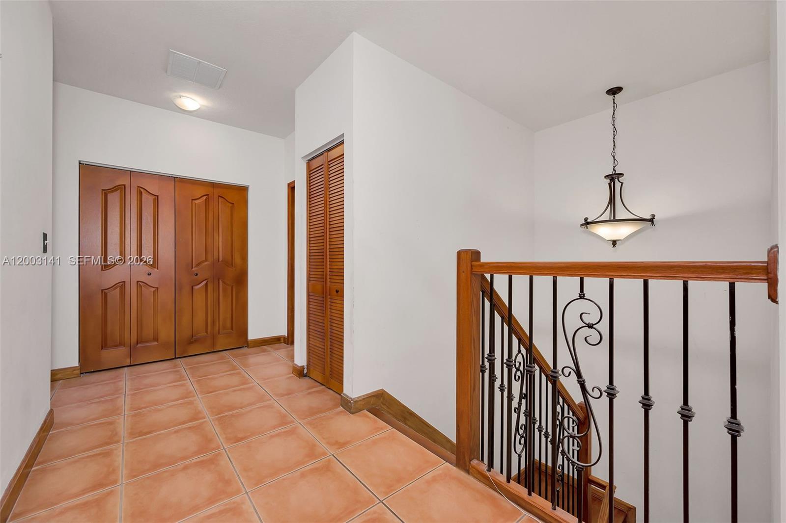 CRISTYS HOMES - Residential