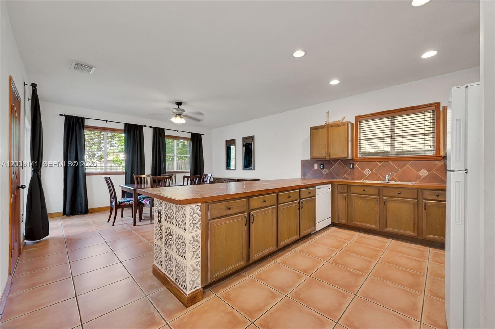 CRISTYS HOMES - Residential