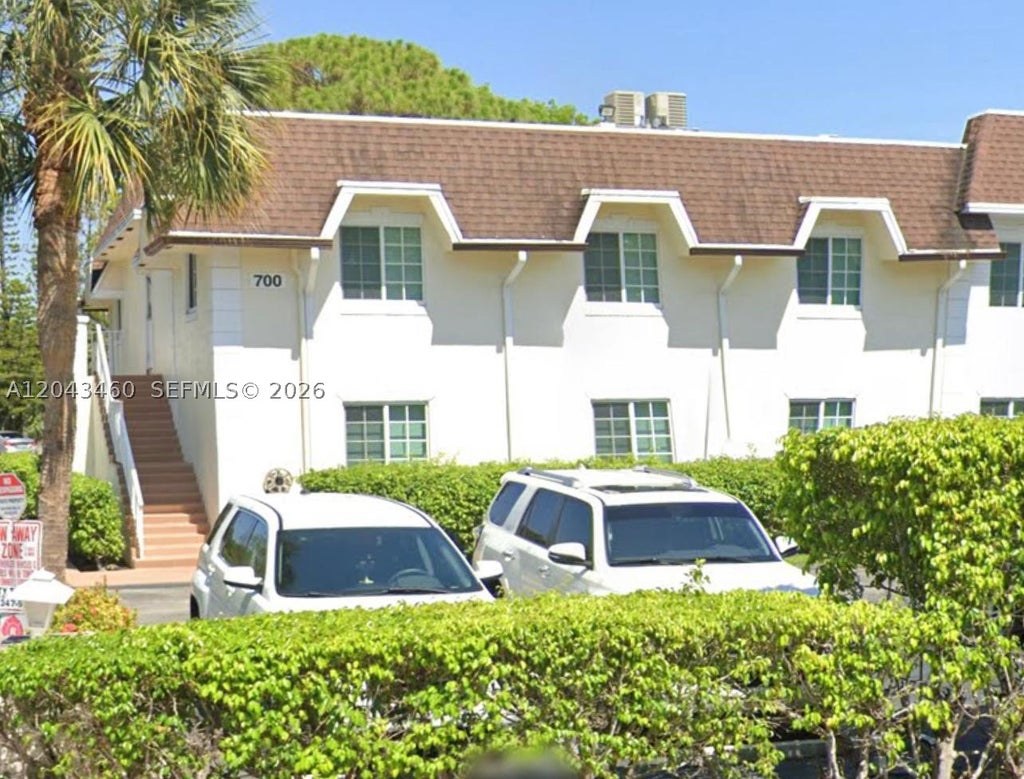 Photo of 700 SE 2nd Ave #313, Deerfield Beach, FL 33441 (MLS # A12043460)